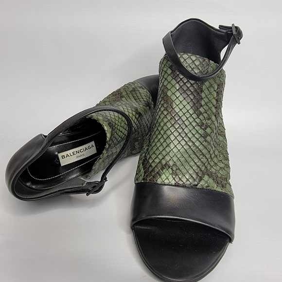 Balenciaga snakeprint sandals - Picture 2 of 4